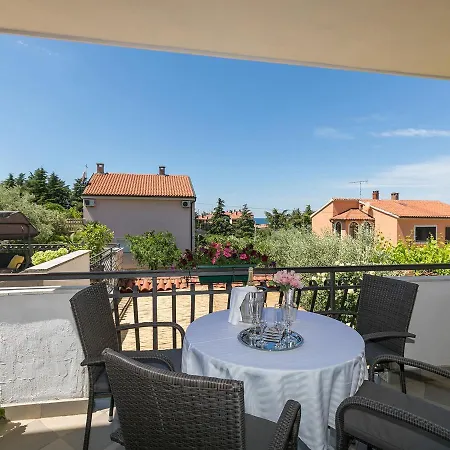 Apartment Loredana Porec